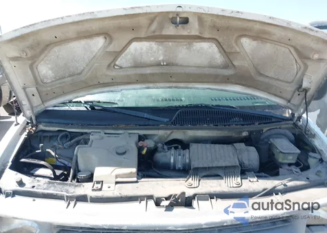 2002 Chevrolet Express from USA, damaged, VIN 1GCFG15W821154512